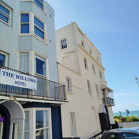 The Willows Hove Exterior foto